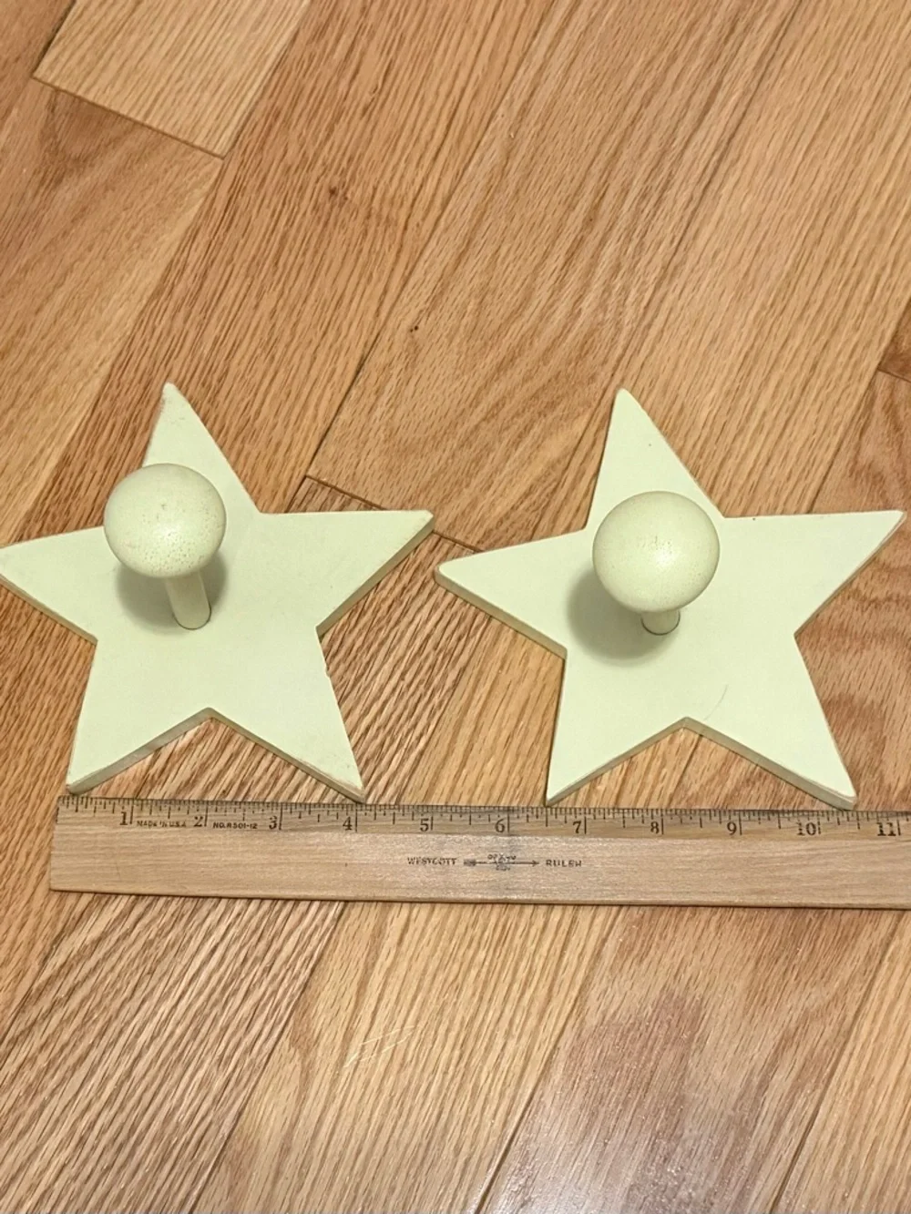 Pottery Barn kids light yellow star coat hooks knobs